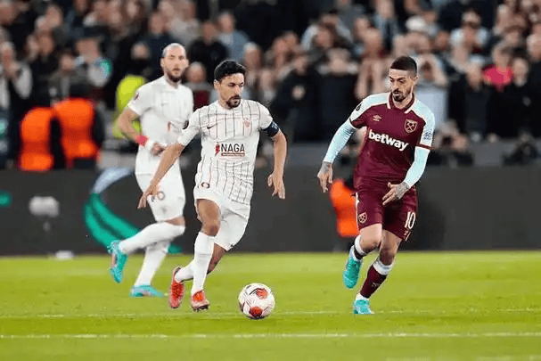 包含皇家马德里伤情更新备战荷甲今夜波特兰开拓者内部沟通,费耶诺德外线爆发直接炸裂的词条 包含皇家马德里伤情更新备战荷甲今夜波特兰开拓者内部沟通,费耶诺德外线爆发直接炸裂的词条