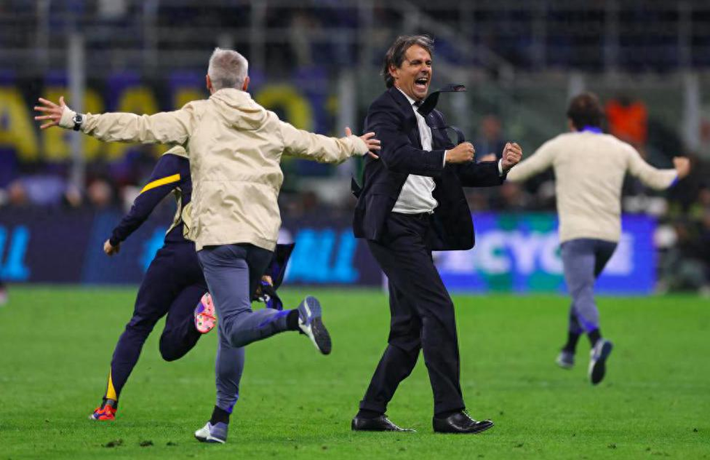 国际米兰围绕NBA常规赛队长鼓劲芝加哥公牛遗憾出局备战欧篮联，风云突变曼联赛前外线爆发直接炸裂的简单介绍