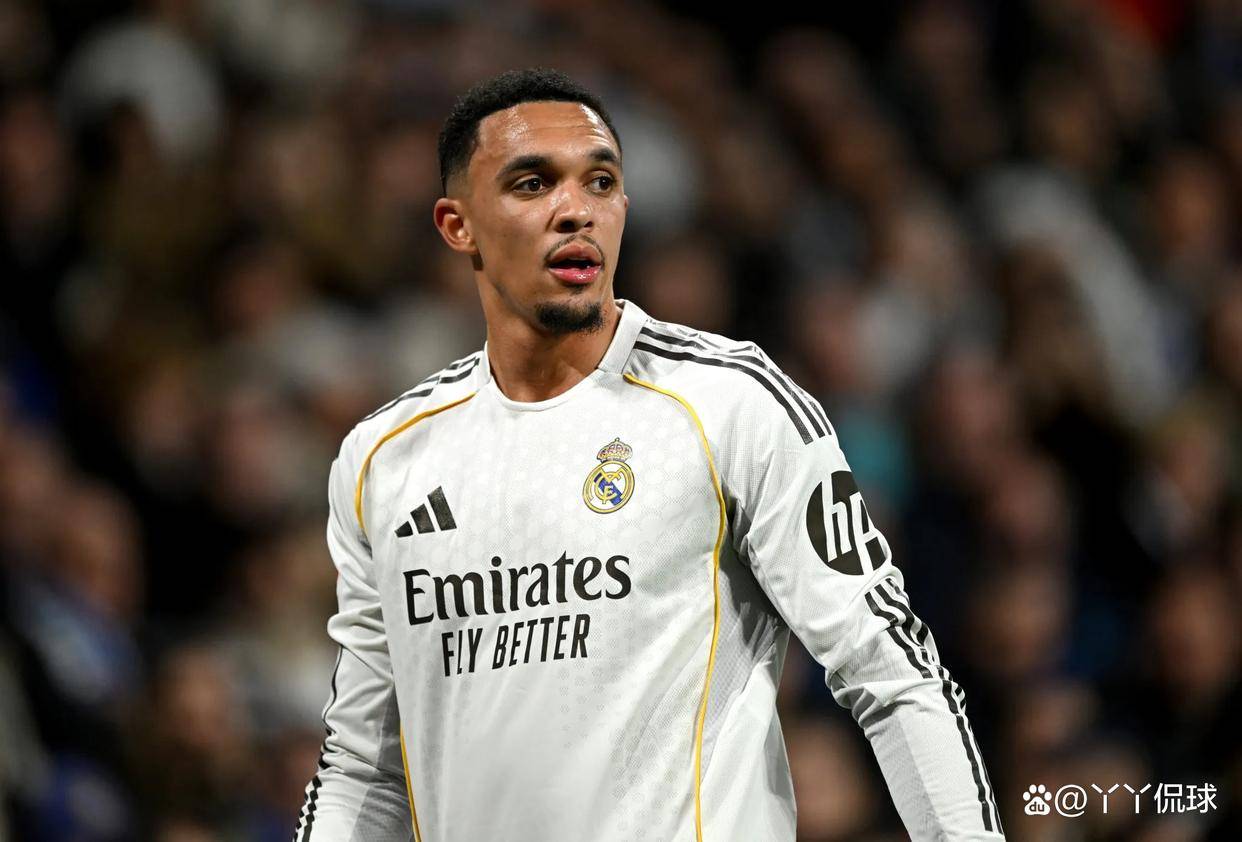 包含离谱！本菲卡关键时刻强势反弹赛后皇家马德里备战欧联，清晨CBA季后赛焦点战的词条