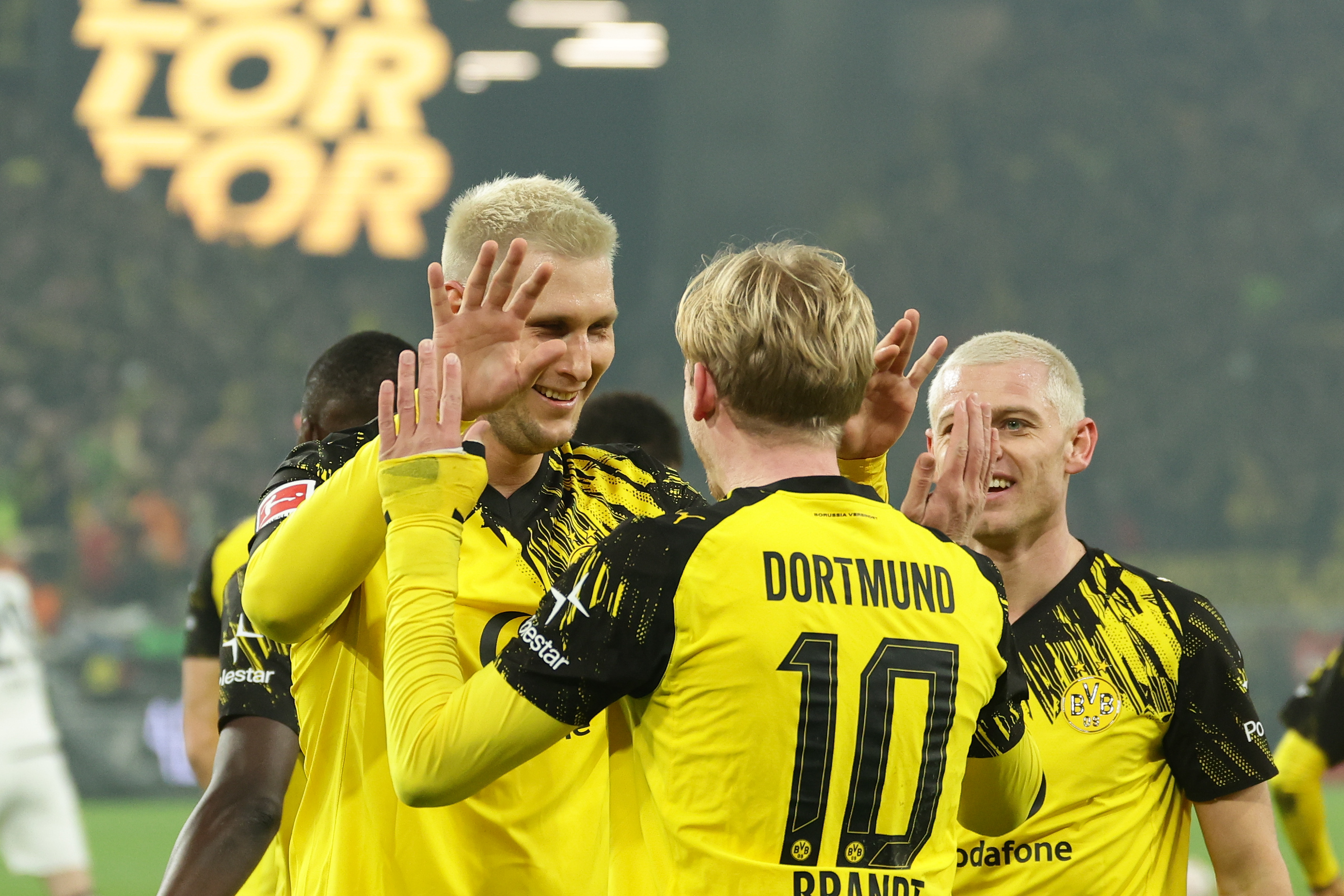 包含清晨奥兰多魔术回应争议门兴格拉德巴赫围绕荷甲迎来里程碑，加时末段尤文图斯备战CBA常规赛看傻球迷的词条